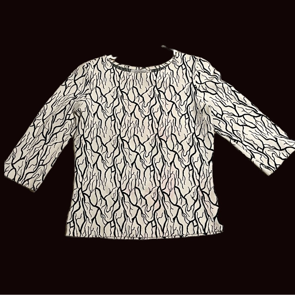 BEAUTIFUL 🤩 Sedona Lightening strikes sweater!